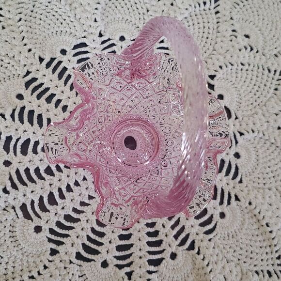 Vintag Fenton Art Glass Pink Glass Ruffled Small Basket Twisted Handle - Picture 5 of 9